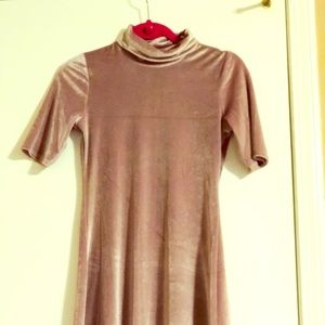Short turtleneck pink dress